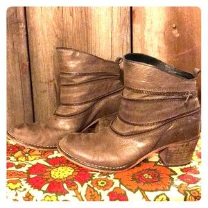 🛍 Sundance Leather Boots